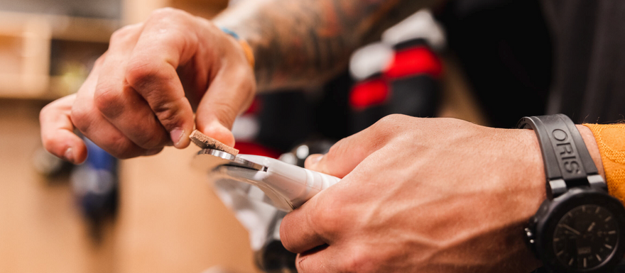 Deburring Hockey Skates Guide - What Stones To Use and When To Use Them